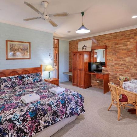 The Vineyard Motel Cowra Esterno foto