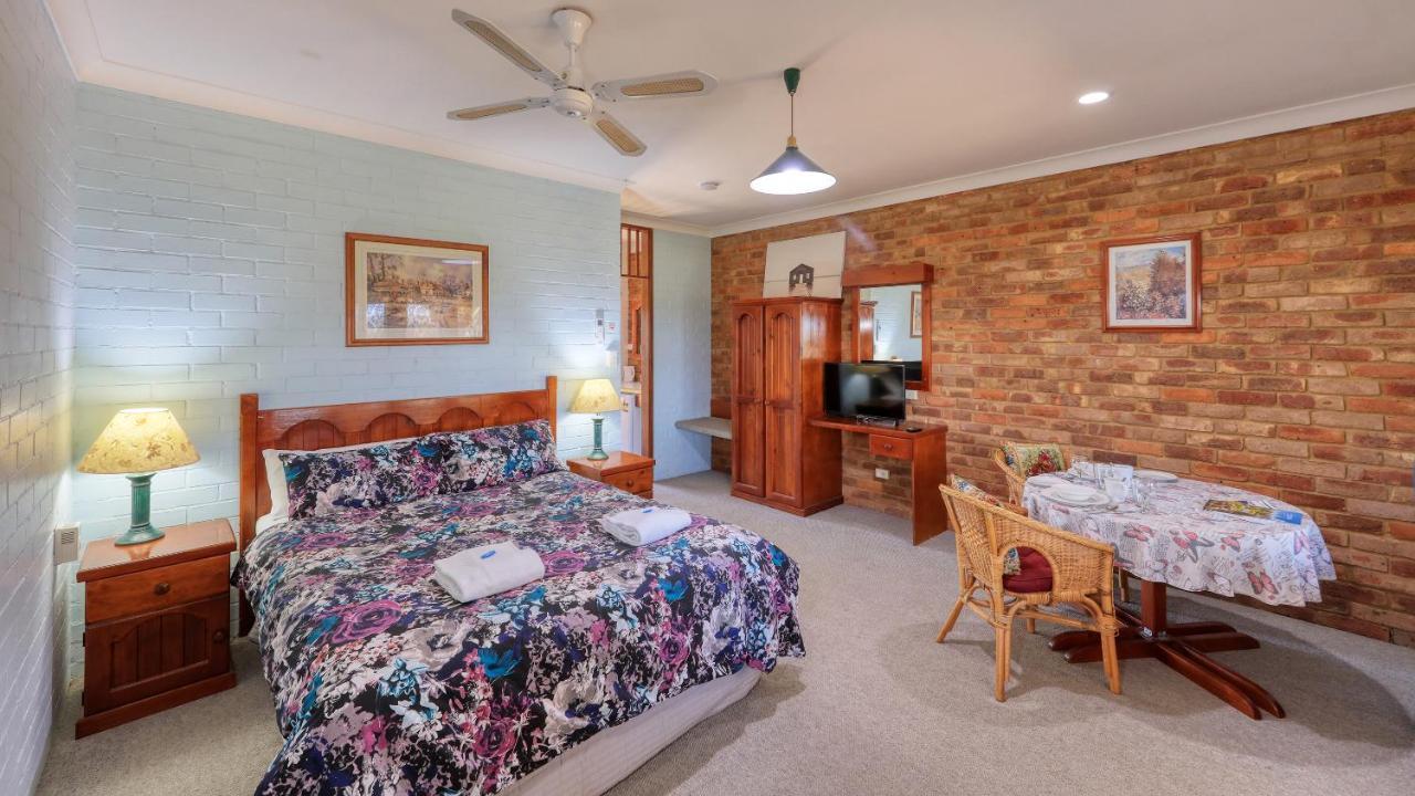 The Vineyard Motel Cowra Esterno foto