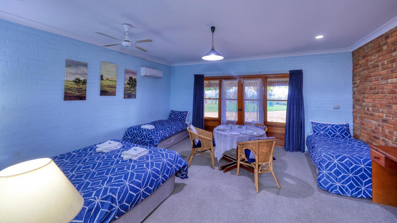 The Vineyard Motel Cowra Esterno foto