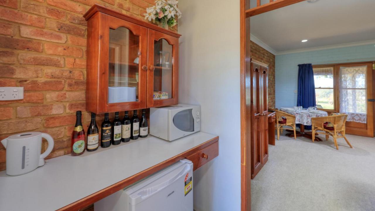 The Vineyard Motel Cowra Esterno foto